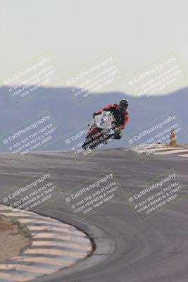 media/Sep-21-2025-Race Pace (Sun) [[98bf33ef95]]/Non Verified/1-Turns 9 and 10 (8am)/